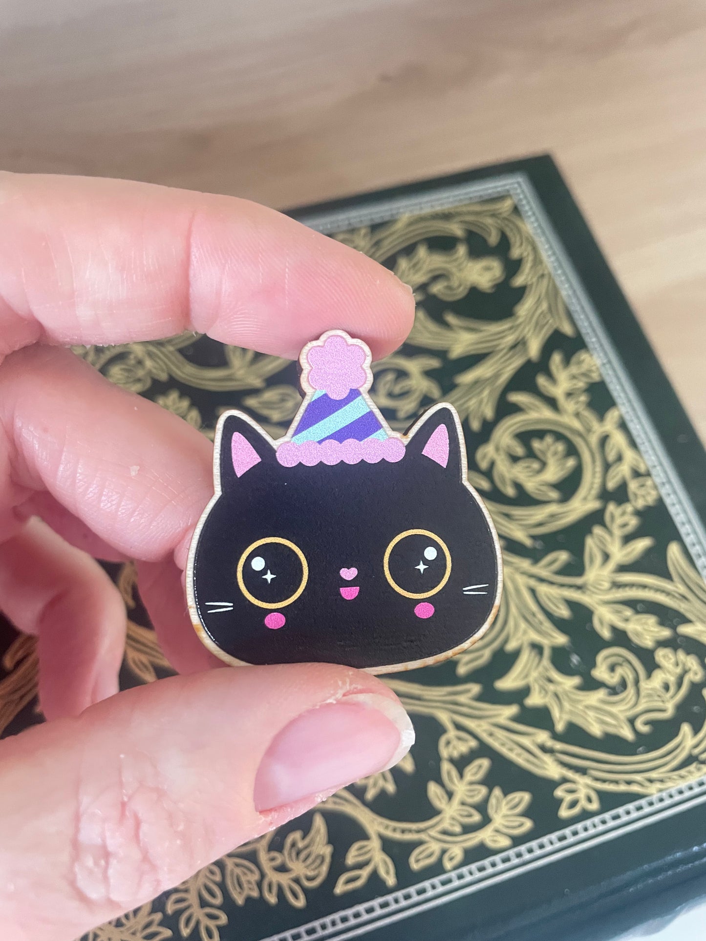 Black Cat Pin Badge – Eco-Friendly Birthday Gift, Sustainable Wood Cat Pin