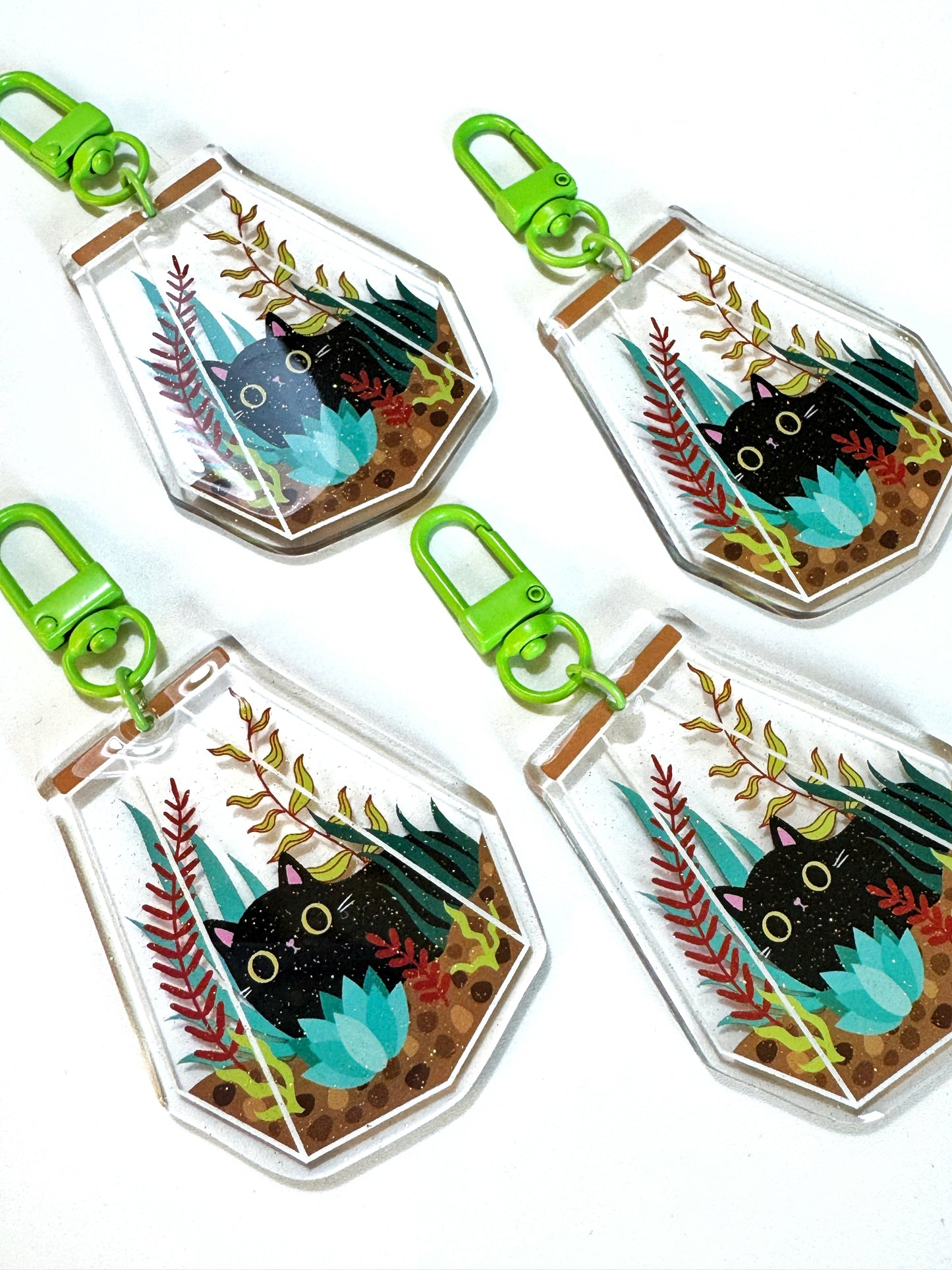 Cute Cat in a Terrarium Keyring – Kawaii Acrylic Glitter Keychain