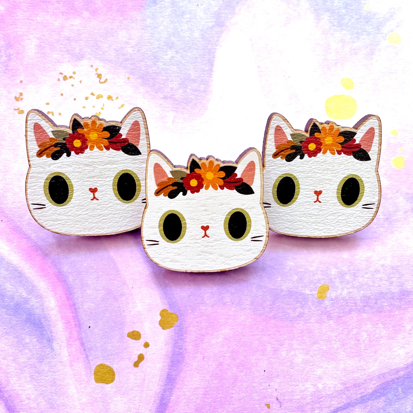 White Cat wooden pin badge - cute cat wooden pin - sustainable wood - eco gift - cat lover gift