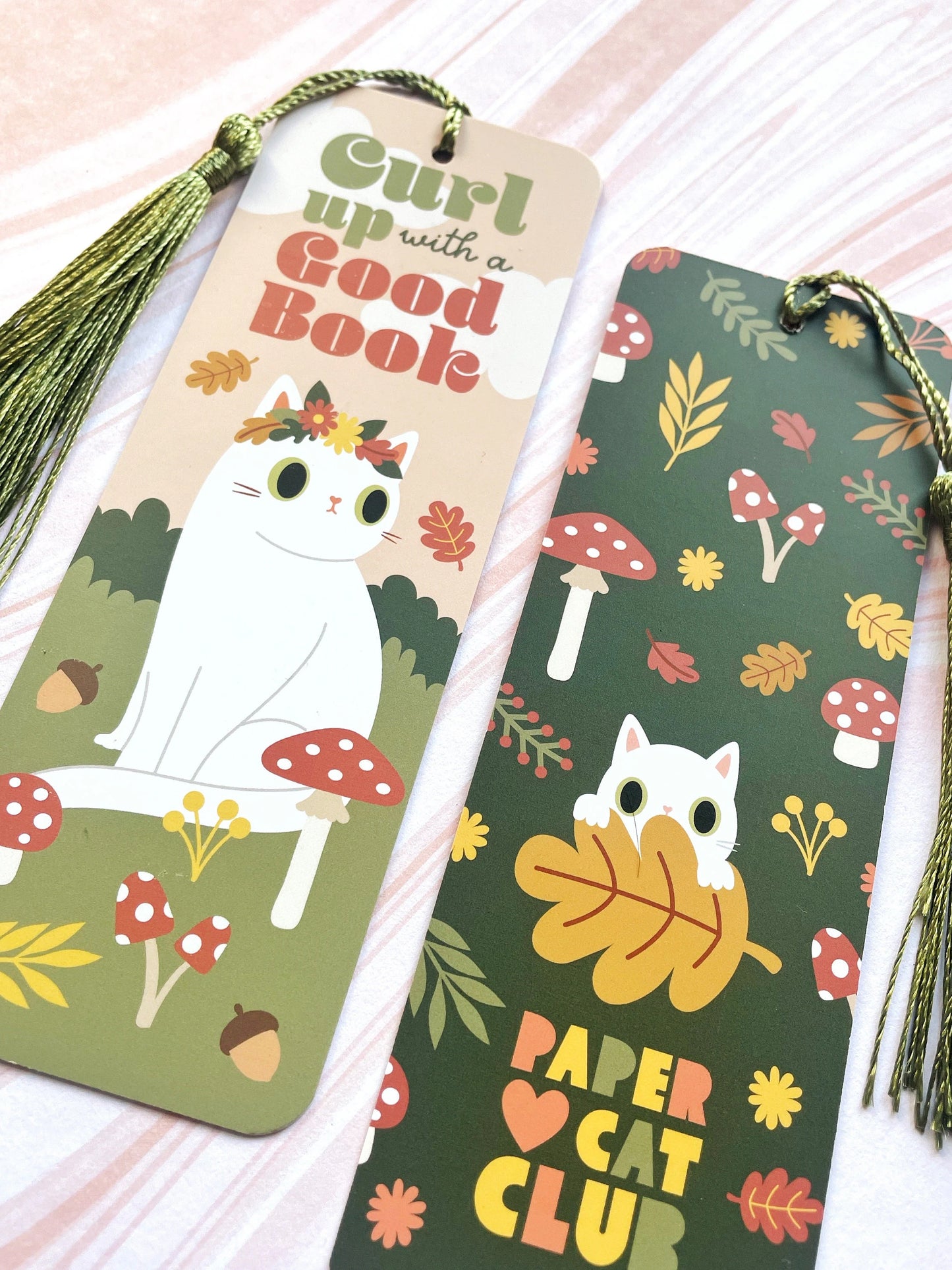 Cozy Autumn Cat Bookmark - bookmark with tassel